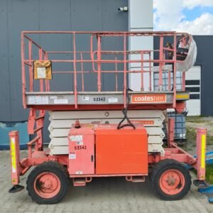 Închiriere Nacelă tip foarfecă 4x4 Diesel, înălțime de lucru 12 m